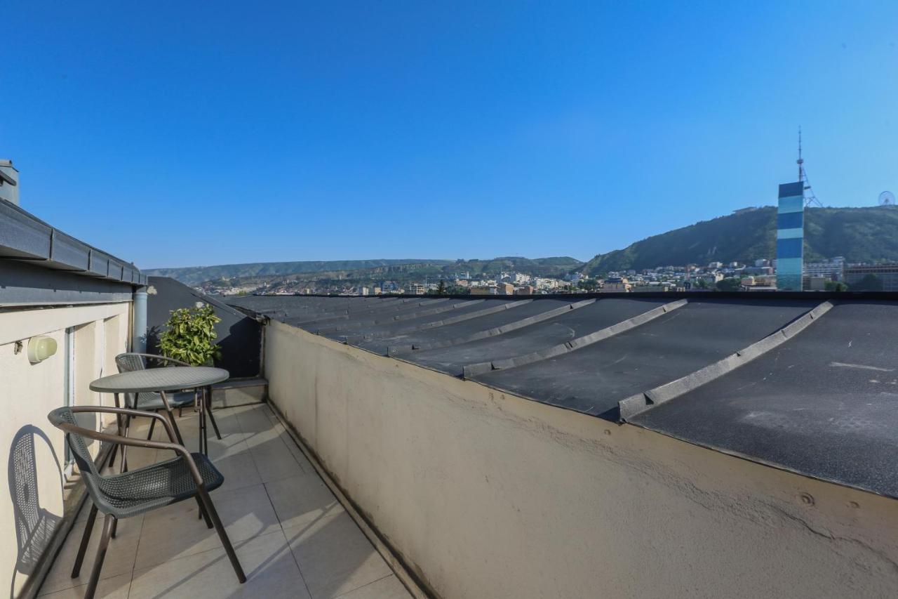 Dogona Apartment Tbilisi ภายนอก รูปภาพ